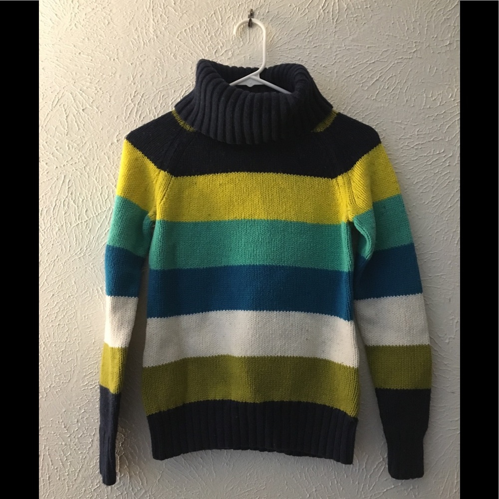 Old Navy Sweater